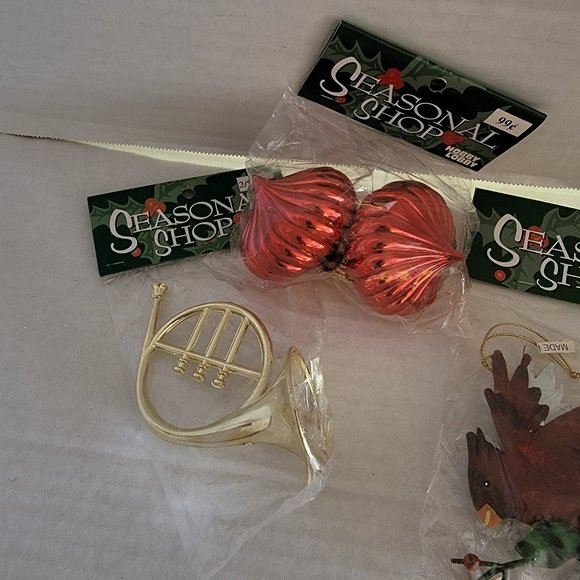 6 Hobby Lobby Christmas Season Shop Tree ornaments Gold Trumpet Red Cardinal Lot - Picture 3 of 11